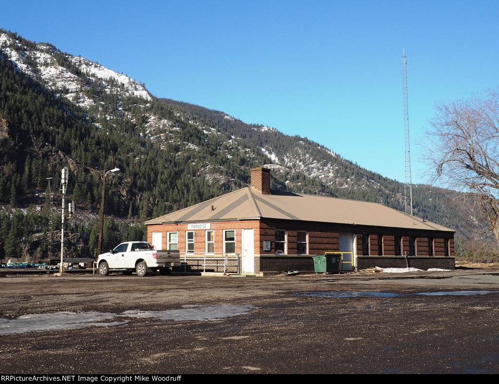 Former NP depot